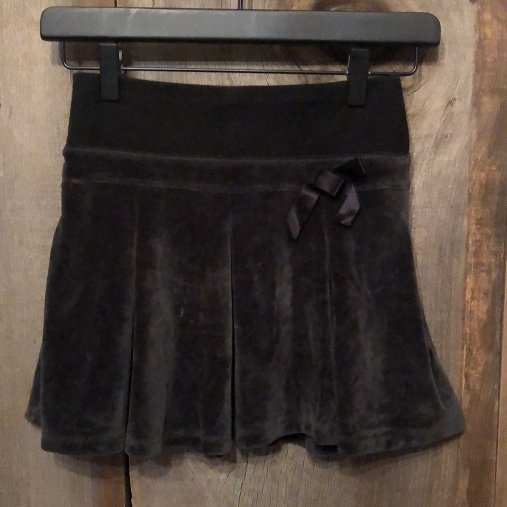 2005 GapKids Black Velour Pleated Skirt Size Small 6 7 Girls